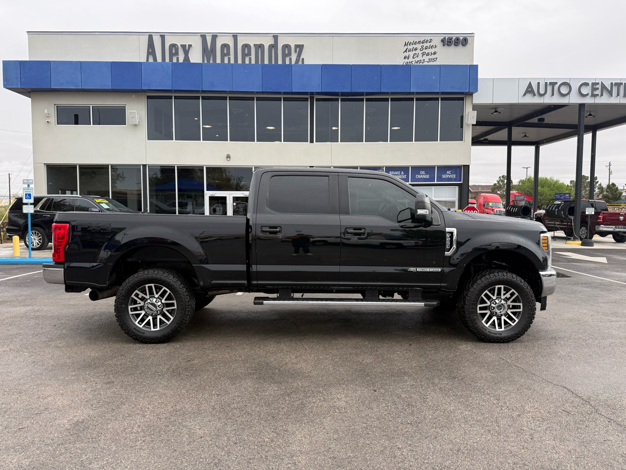 Ford Super Duty F-250 SRW Lariat 4WD Crew Cab 6.75' Box 2019