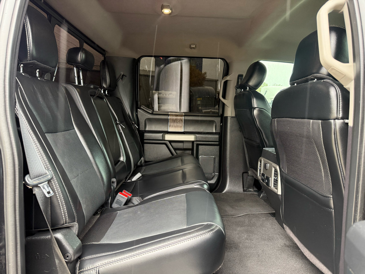 Ford Super Duty F-250 SRW Lariat 4WD Crew Cab 6.75' Box 2019