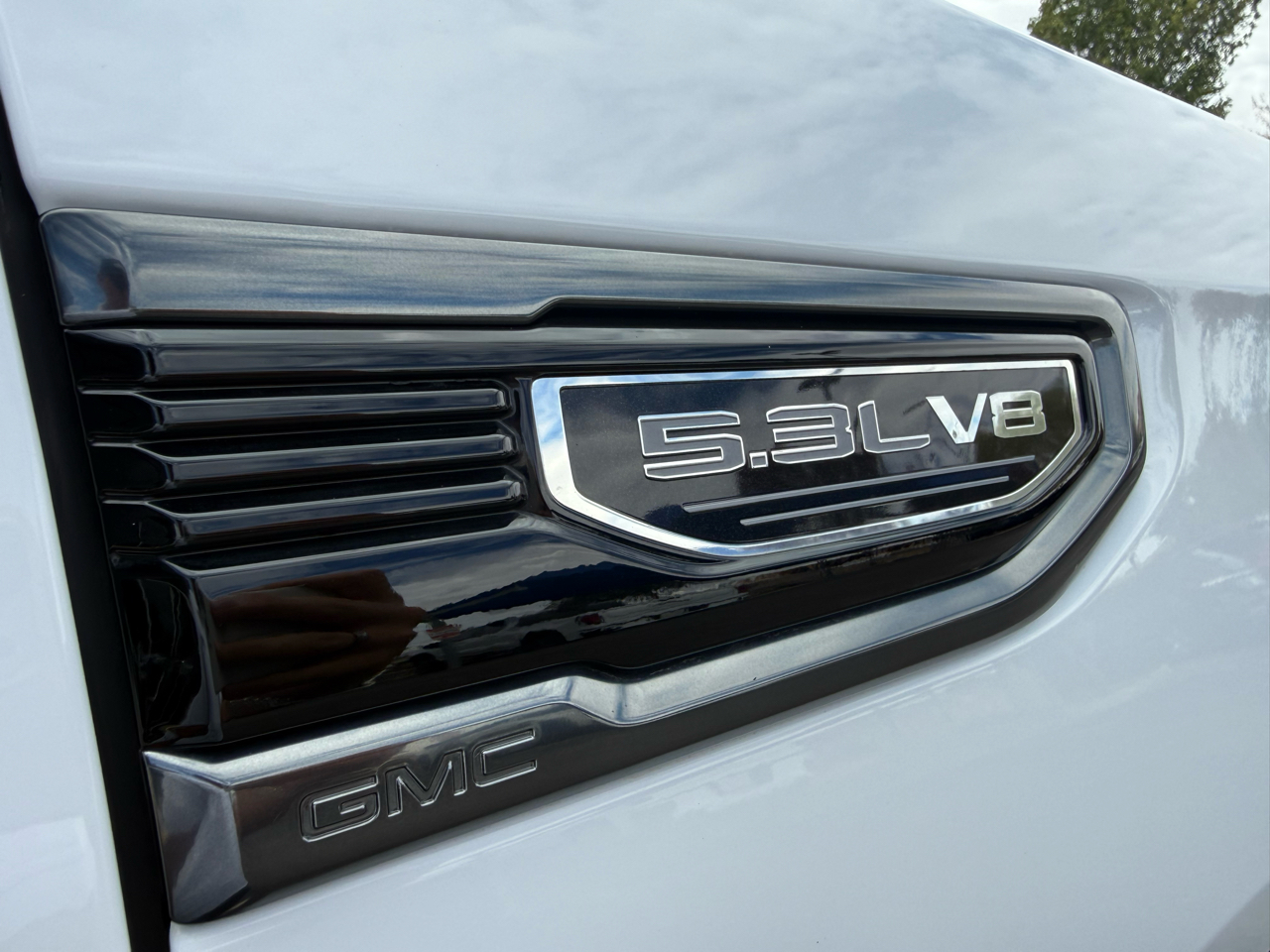 GMC Sierra 1500 4WD Crew Cab 147" AT4 2021