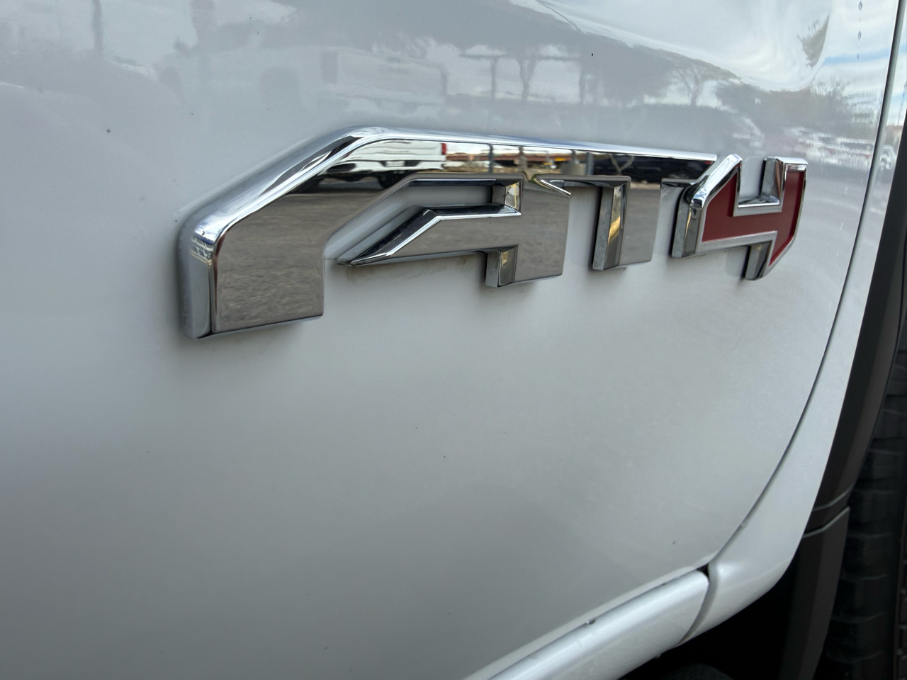 GMC Sierra 1500 4WD Crew Cab 147" AT4 2021