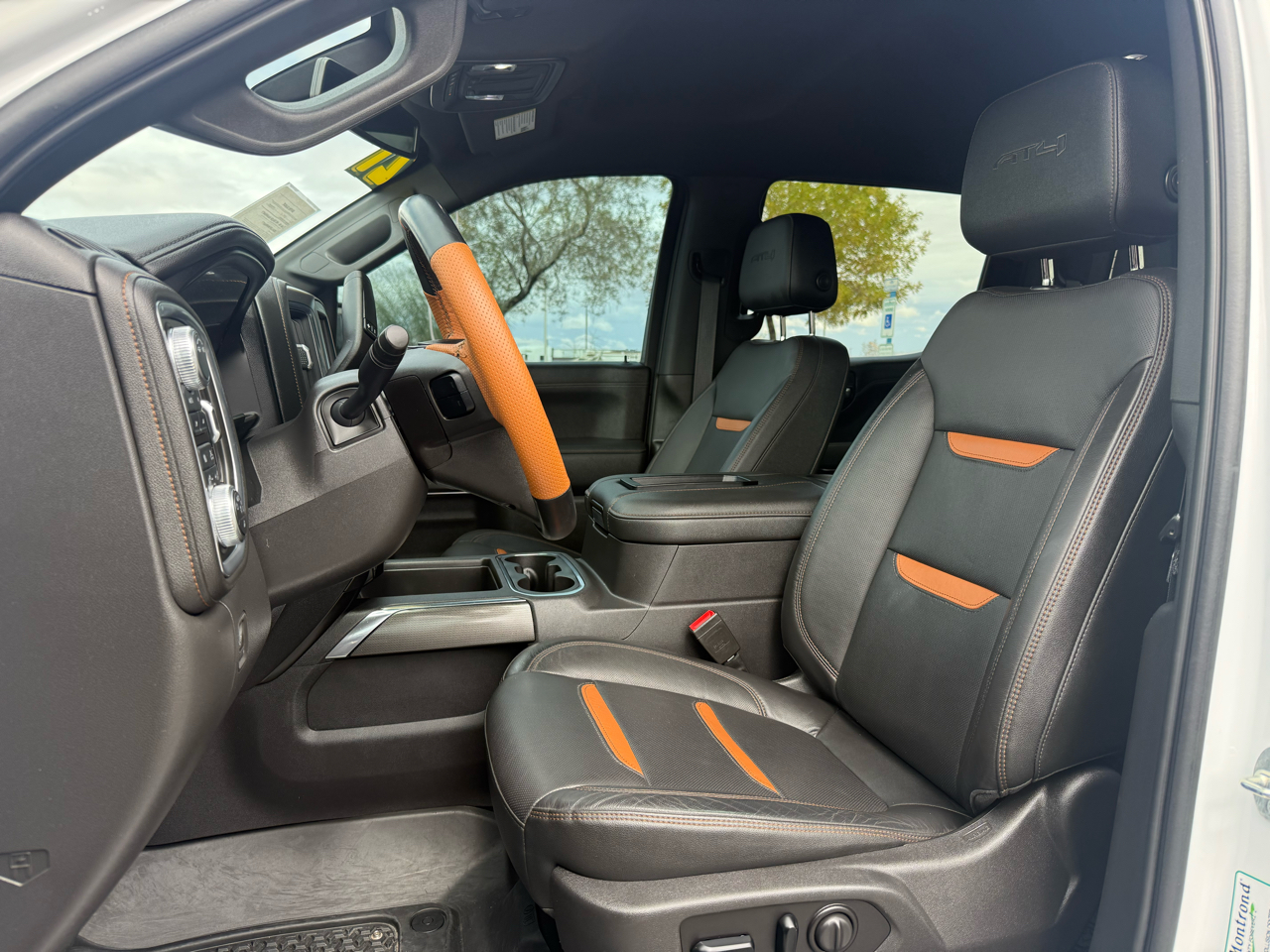 GMC Sierra 1500 4WD Crew Cab 147" AT4 2021