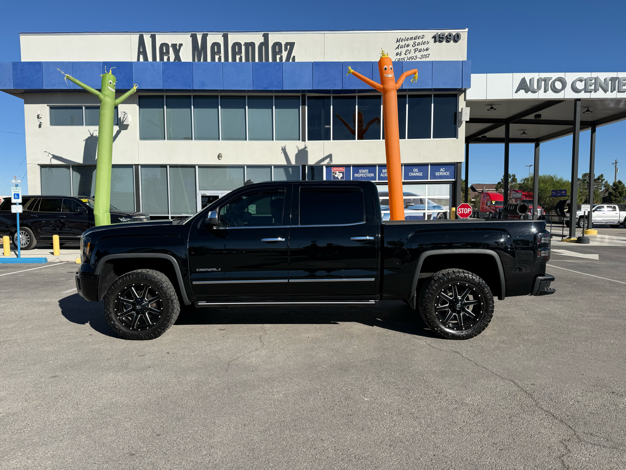 GMC Sierra 1500 4WD Crew Cab 143.5" Denali 2014