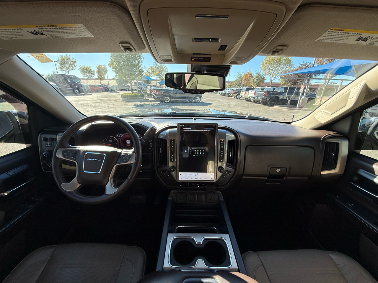 GMC Sierra 1500 4WD Crew Cab 143.5" Denali 2014