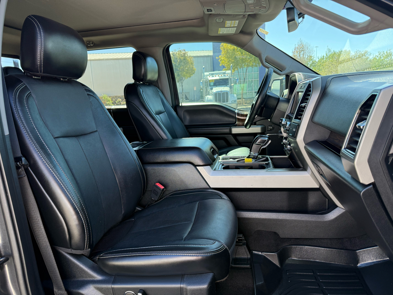 Ford F-150 Lariat 4WD SuperCrew 5.5' Box 2018