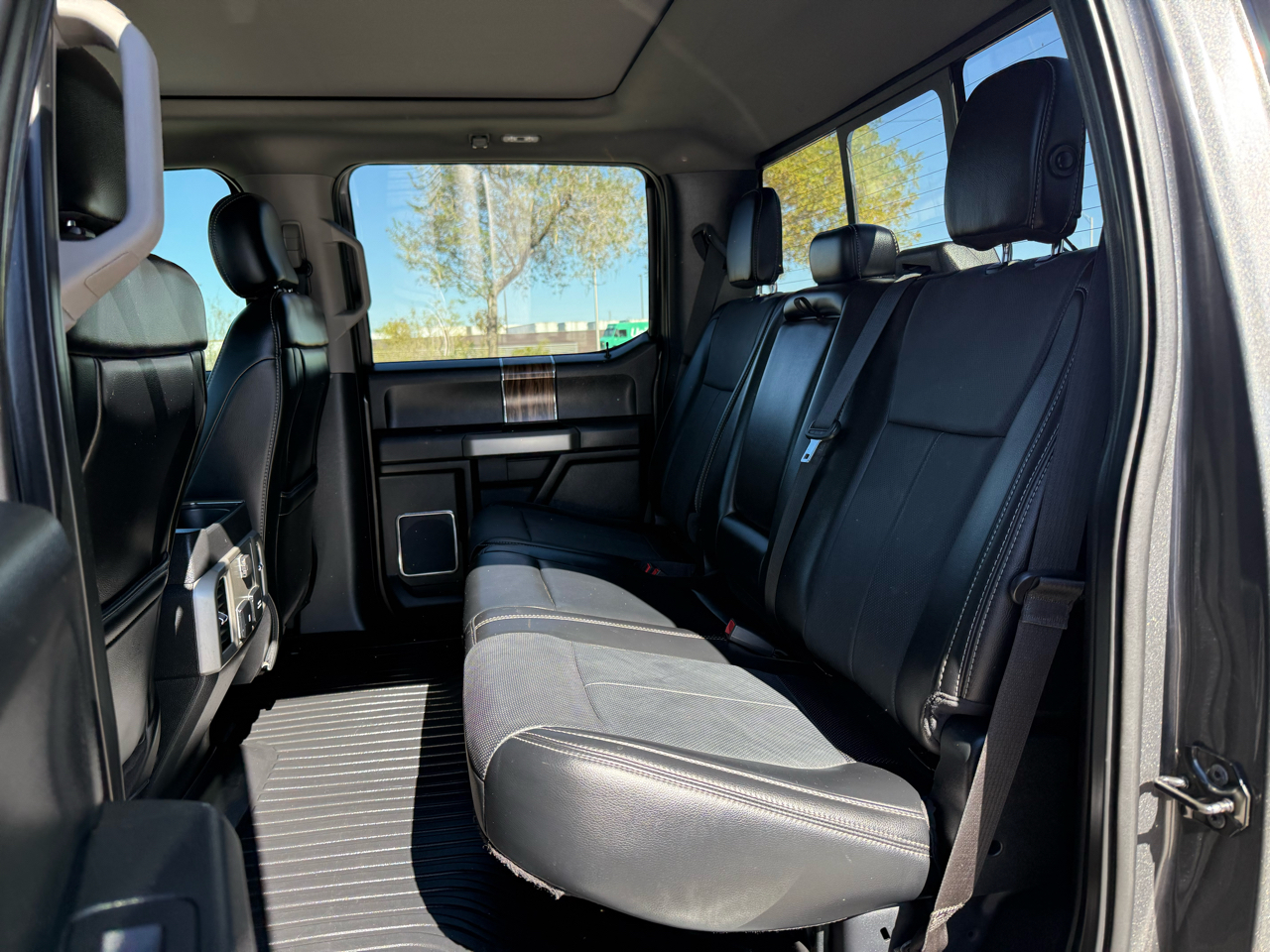 Ford F-150 Lariat 4WD SuperCrew 5.5' Box 2018