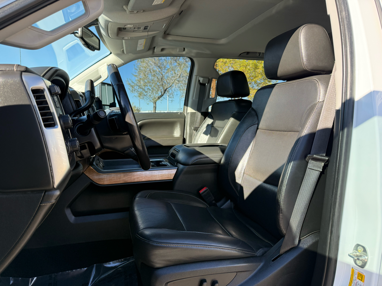 Chevrolet Silverado 3500HD 4WD Crew Cab 153.7" LTZ 2018