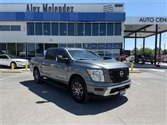 2020 Nissan Titan 