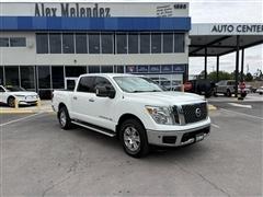 2018 Nissan Titan 