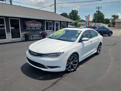 2016 Chrysler 200 