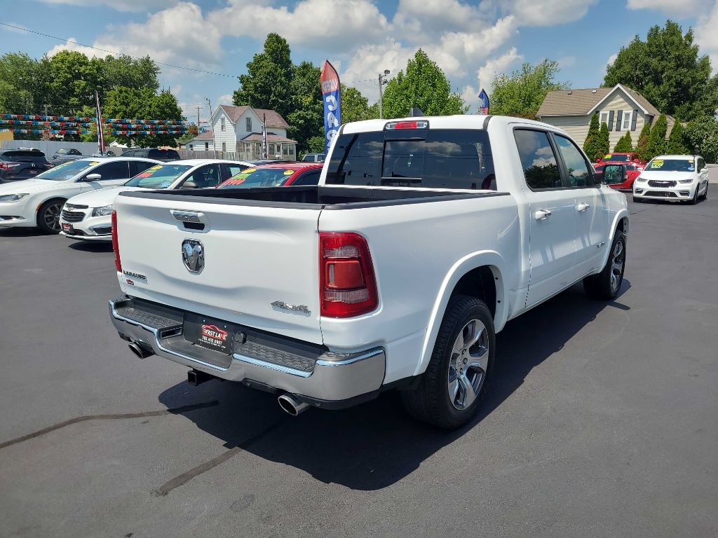 RAM 1500 Laramie 4x4 Crew Cab 5'7" Box 2021