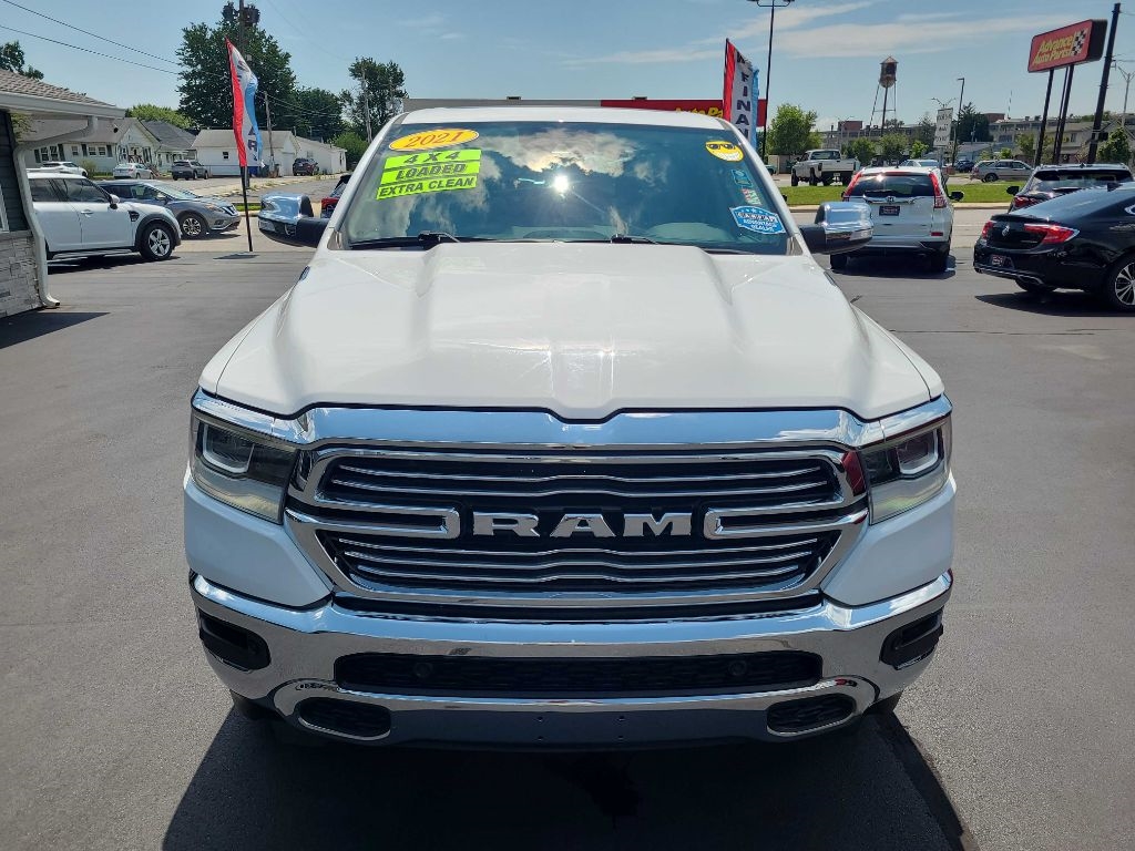 RAM 1500 Laramie 4x4 Crew Cab 5'7" Box 2021