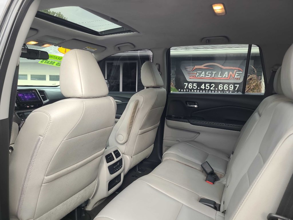 2017 Honda Pilot EX-L photo 9