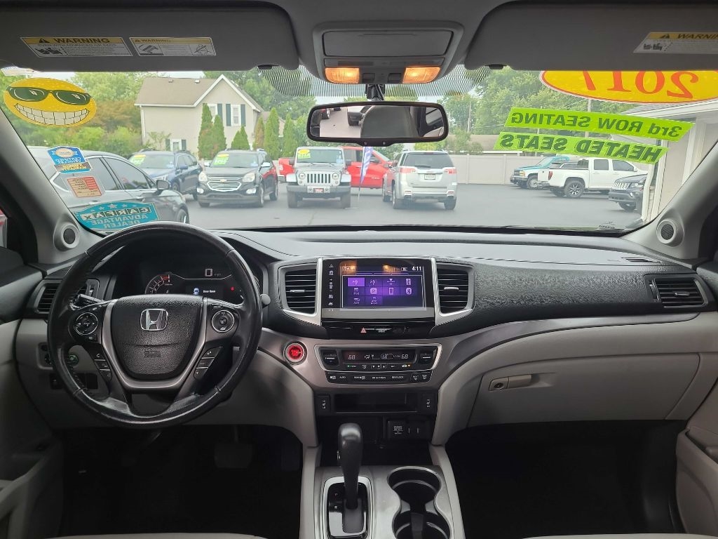 2017 Honda Pilot EX-L photo 19