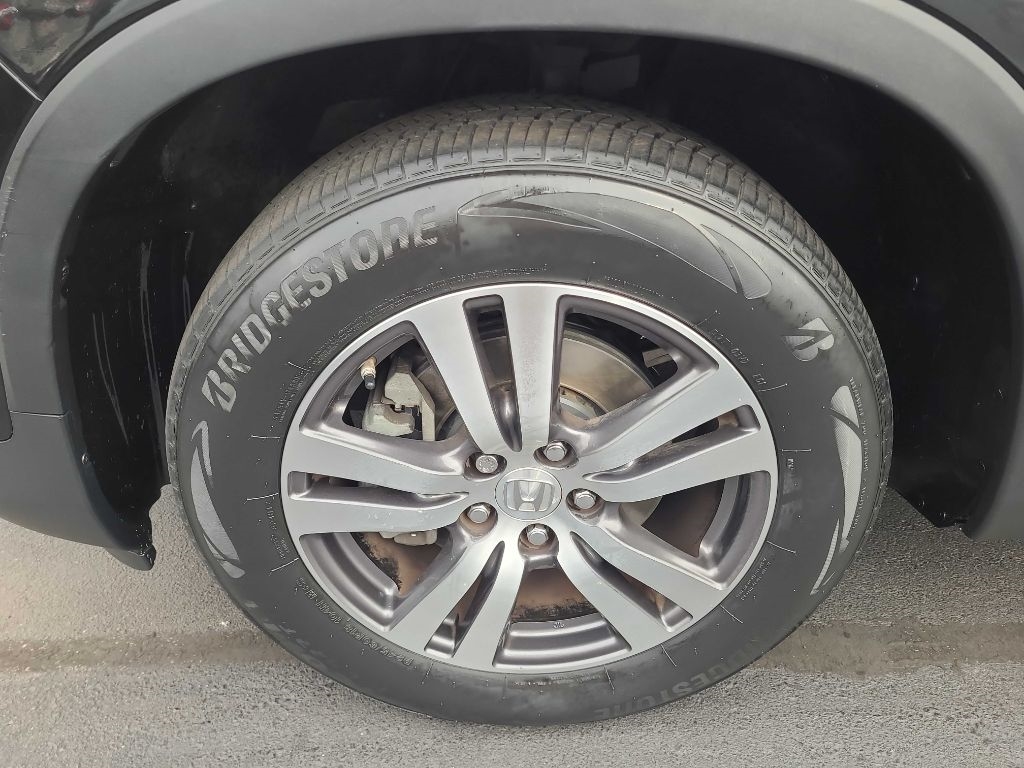 2017 Honda Pilot EX-L photo 37