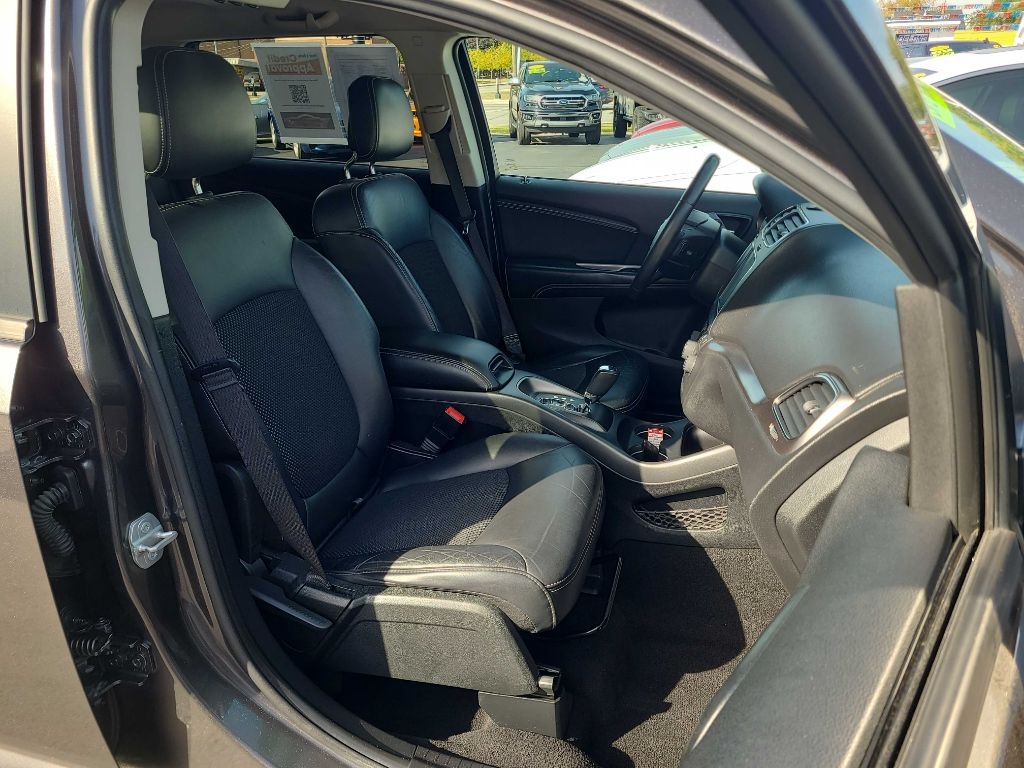 2015 Dodge Journey Crossroad photo 10