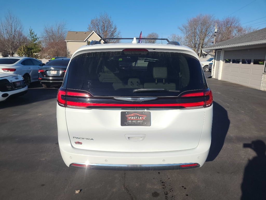 Chrysler Pacifica Touring L FWD 2021
