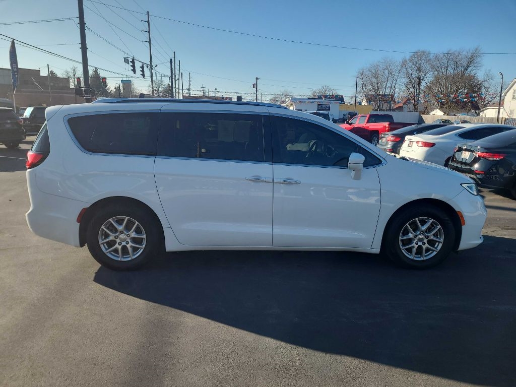 Chrysler Pacifica Touring L FWD 2021