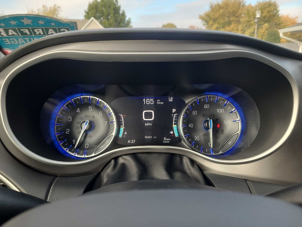 Chrysler Pacifica Touring L FWD 2021