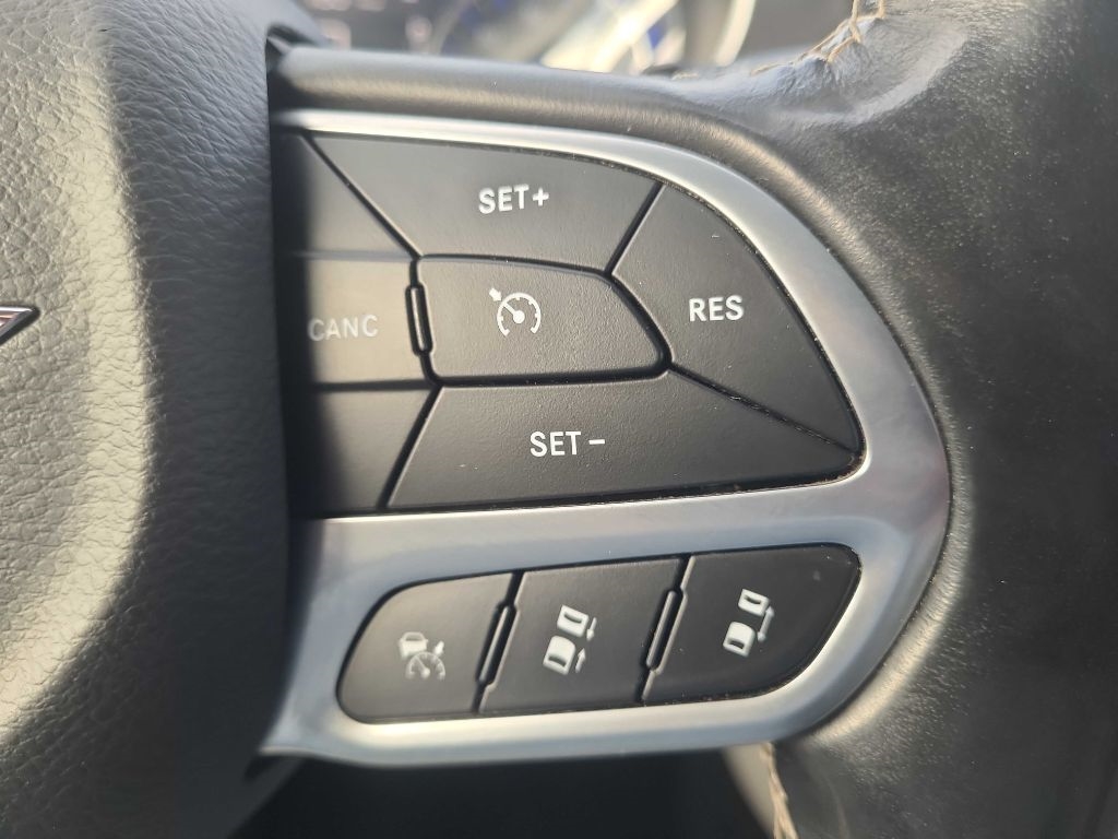 Chrysler Pacifica Touring L FWD 2021