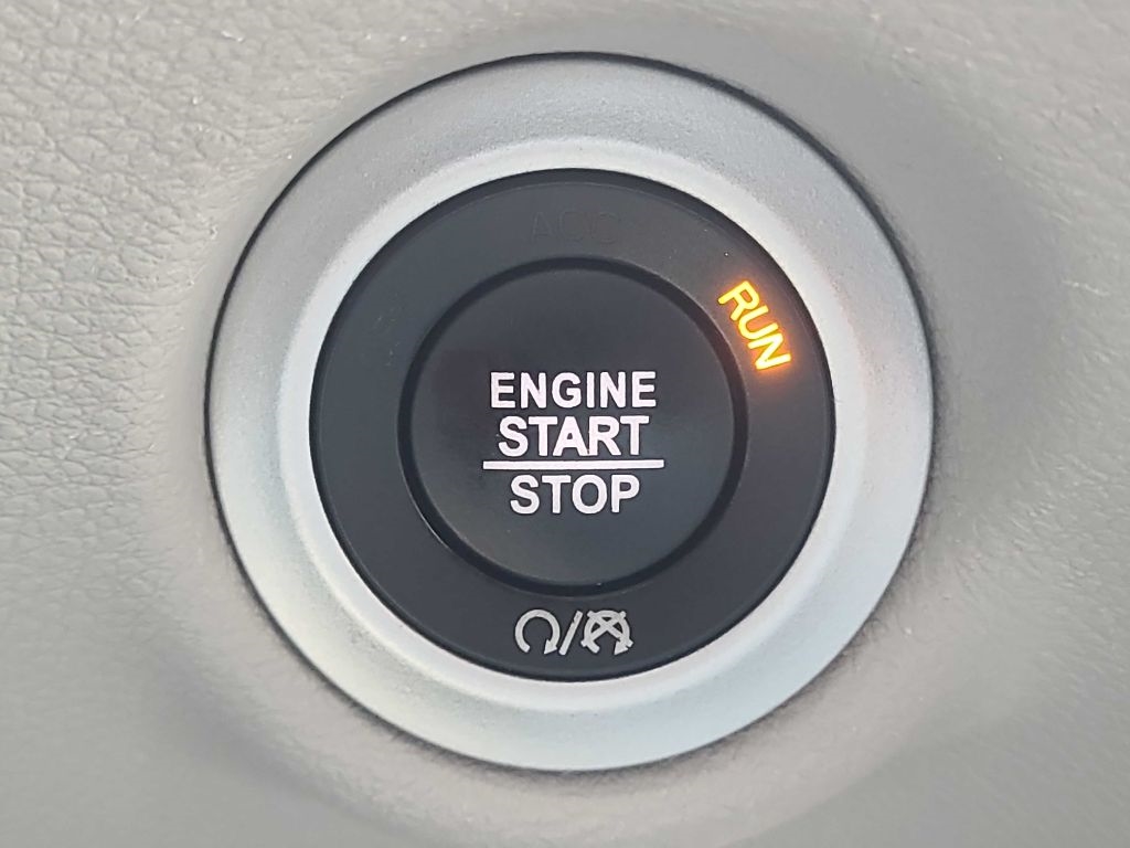 Chrysler Pacifica Touring L FWD 2021