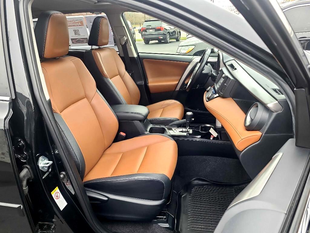 Toyota RAV4 Hybrid Limited AWD (Natl) 2017