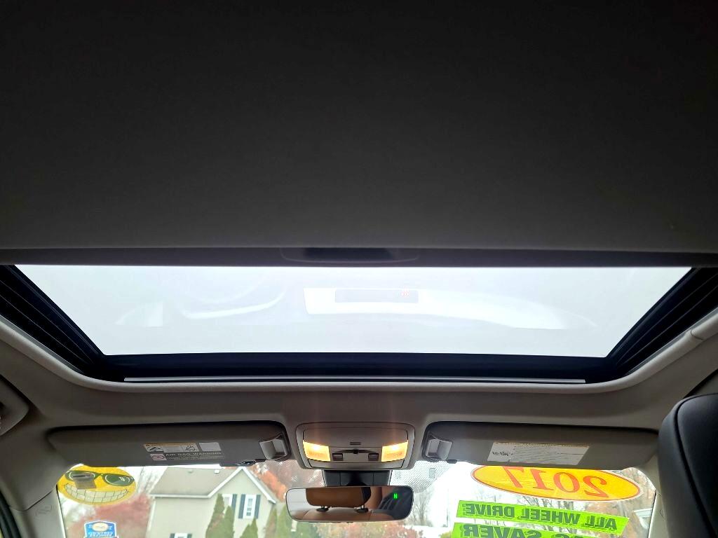 Toyota RAV4 Hybrid Limited AWD (Natl) 2017