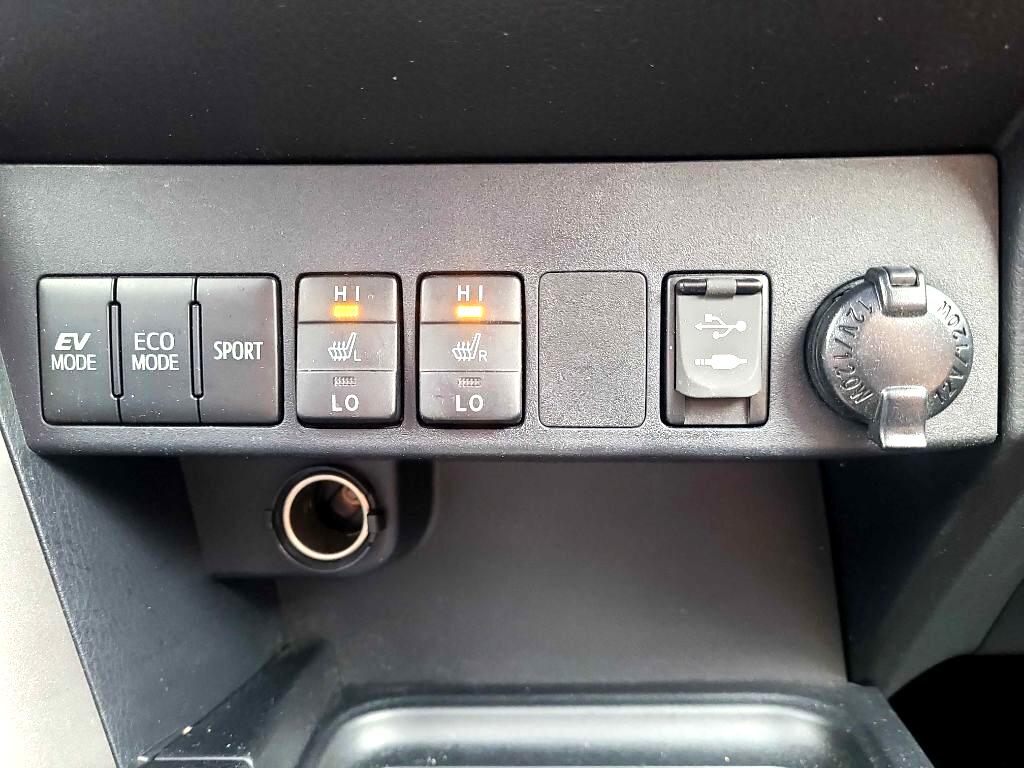 Toyota RAV4 Hybrid Limited AWD (Natl) 2017