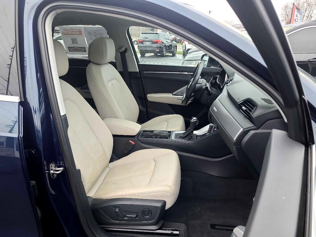 Audi Q3 Premium Plus 45 TFSI quattro 2020