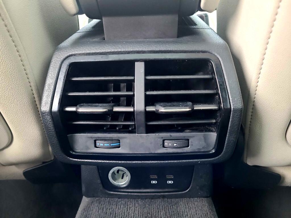 Audi Q3 Premium Plus 45 TFSI quattro 2020