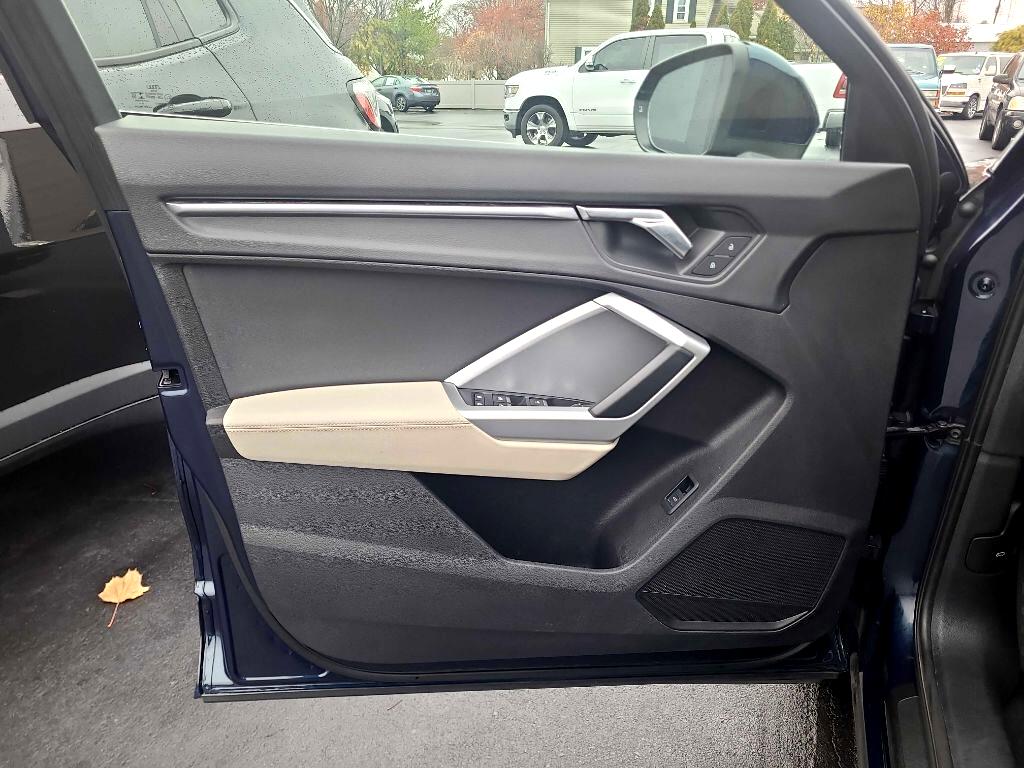 Audi Q3 Premium Plus 45 TFSI quattro 2020