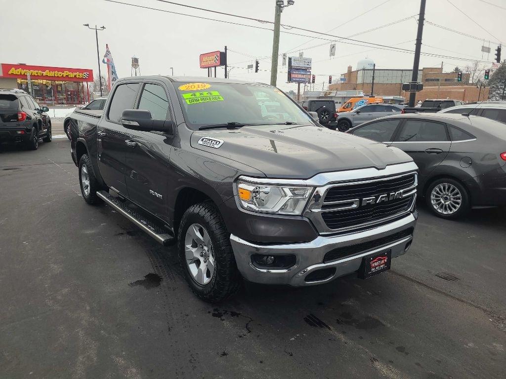 RAM 1500 Big Horn/Lone Star 4x4 Crew Cab 5'7" Box 2019