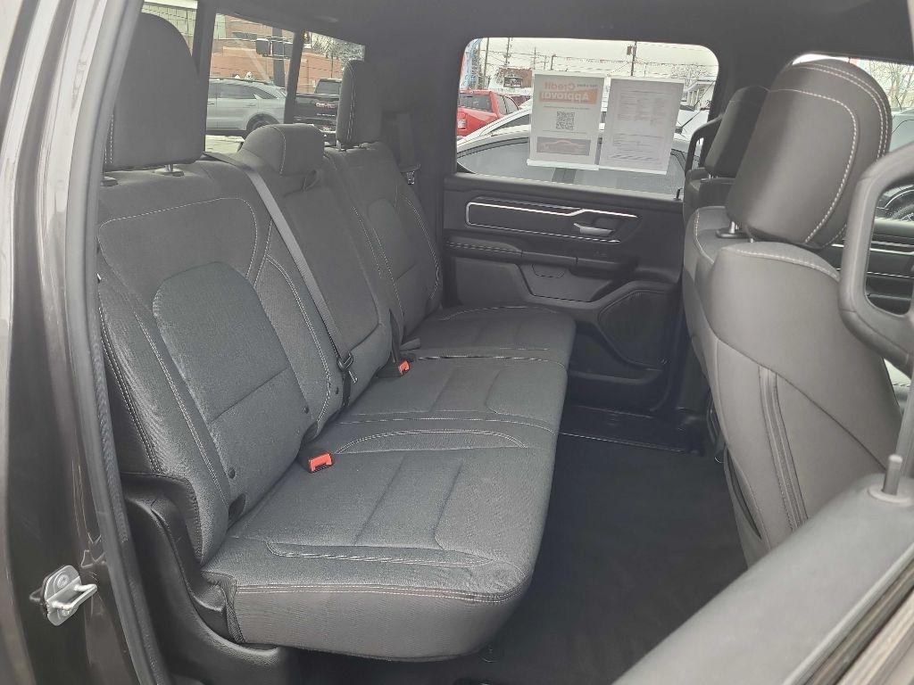 RAM 1500 Big Horn/Lone Star 4x4 Crew Cab 5'7" Box 2019