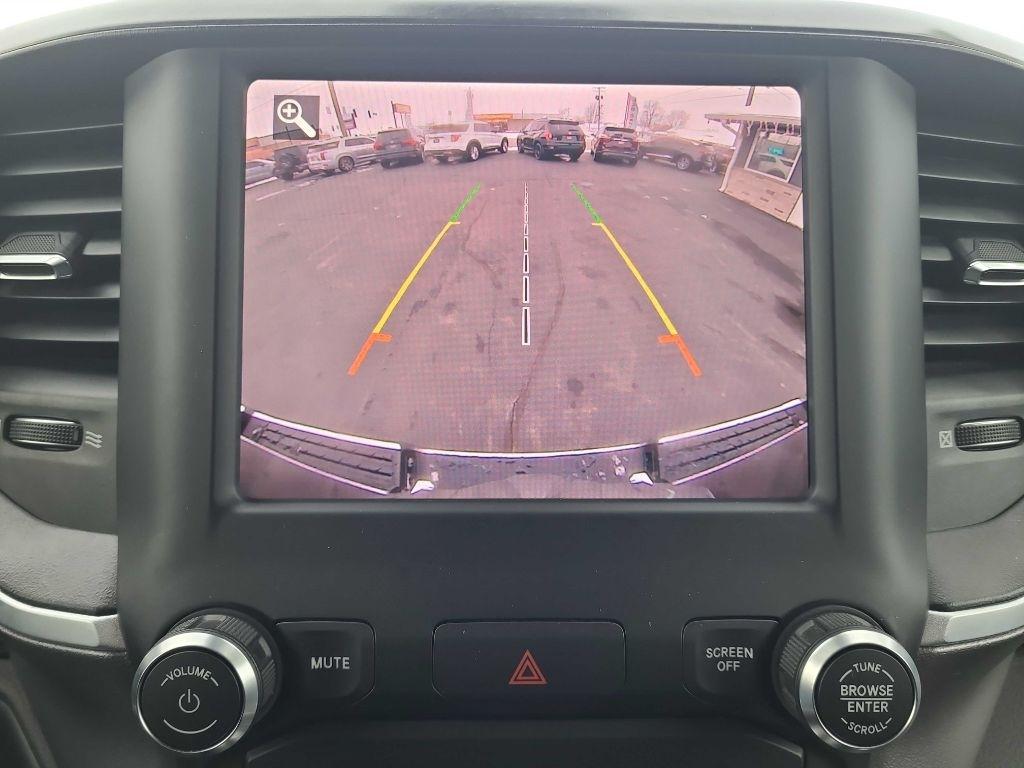 RAM 1500 Big Horn/Lone Star 4x4 Crew Cab 5'7" Box 2019