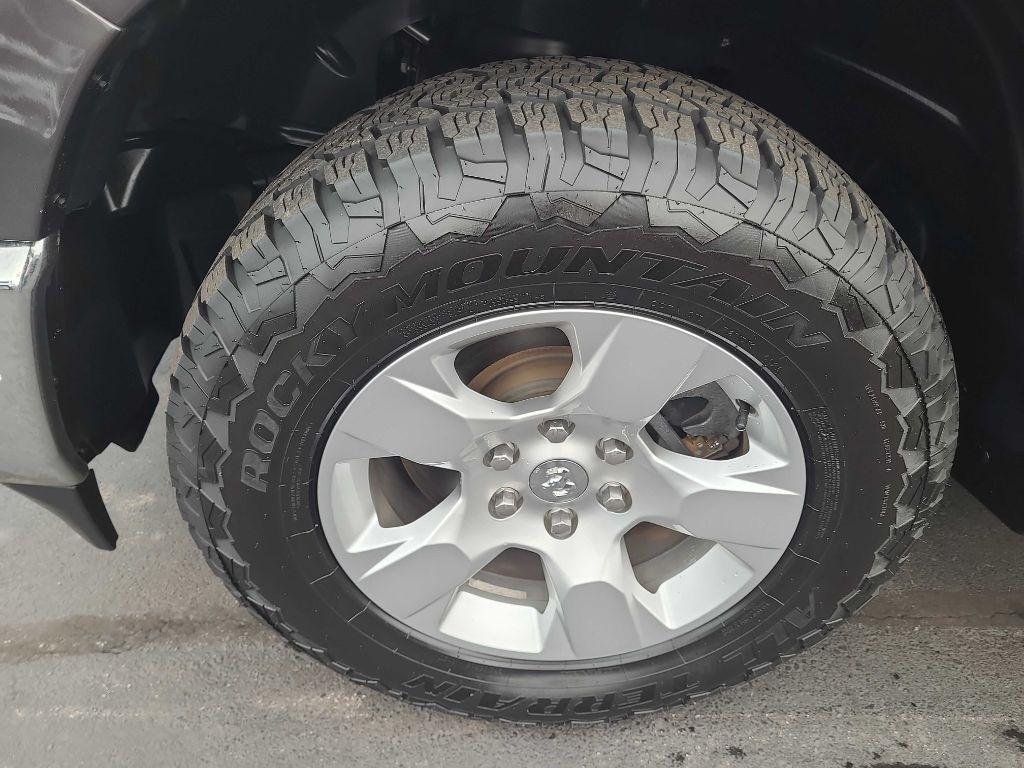 RAM 1500 Big Horn/Lone Star 4x4 Crew Cab 5'7" Box 2019