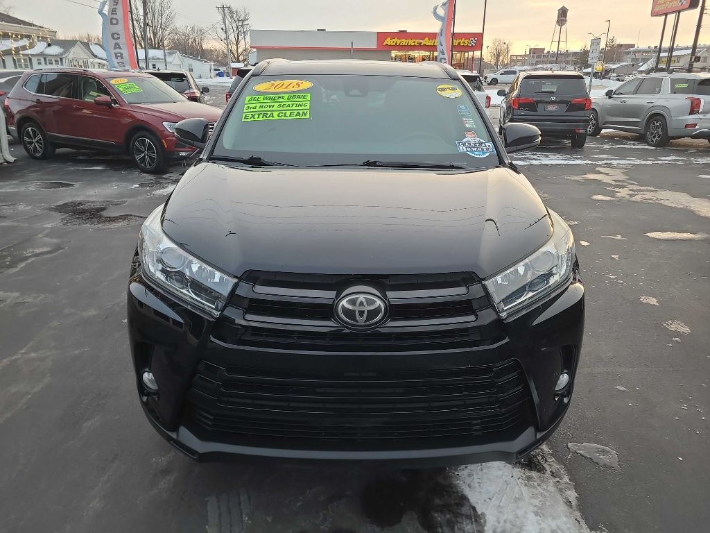 Toyota Highlander SE V6 AWD (Natl) 2018