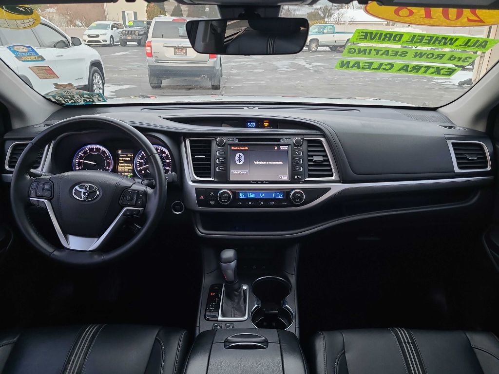 Toyota Highlander SE V6 AWD (Natl) 2018