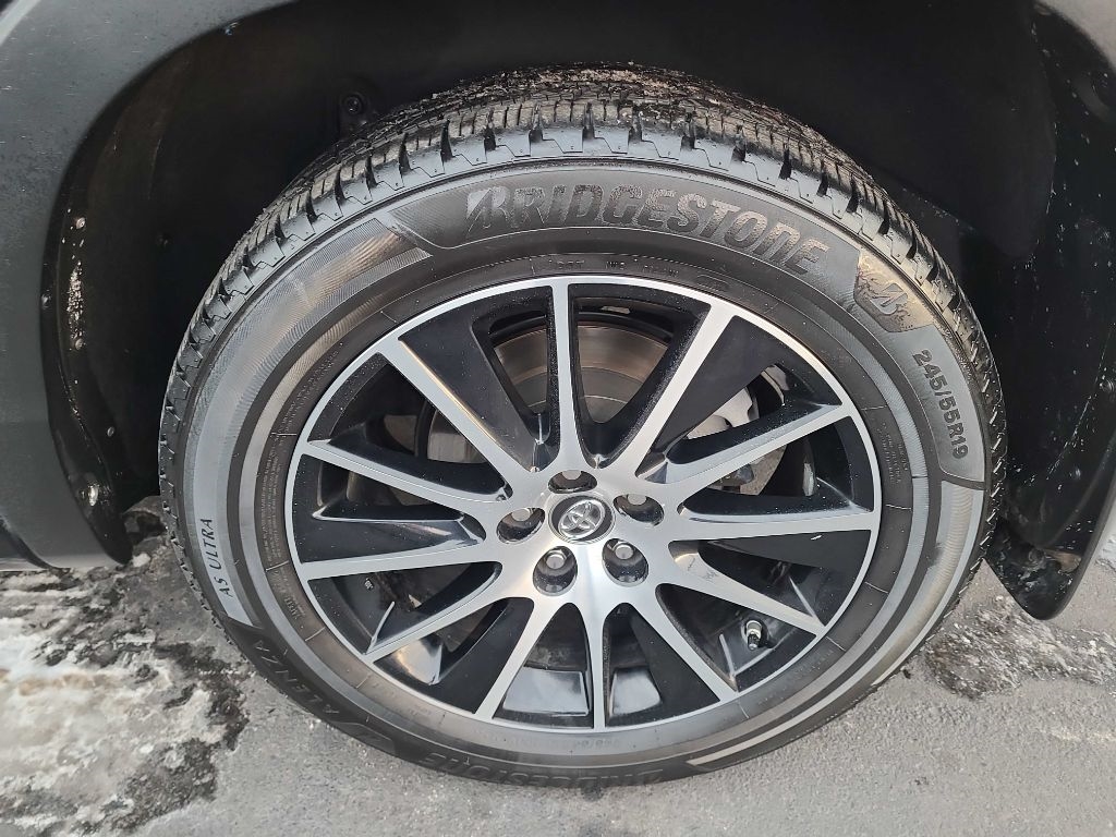 Toyota Highlander SE V6 AWD (Natl) 2018