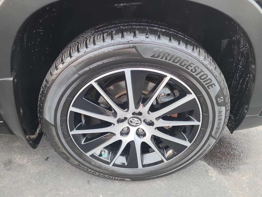 Toyota Highlander SE V6 AWD (Natl) 2018