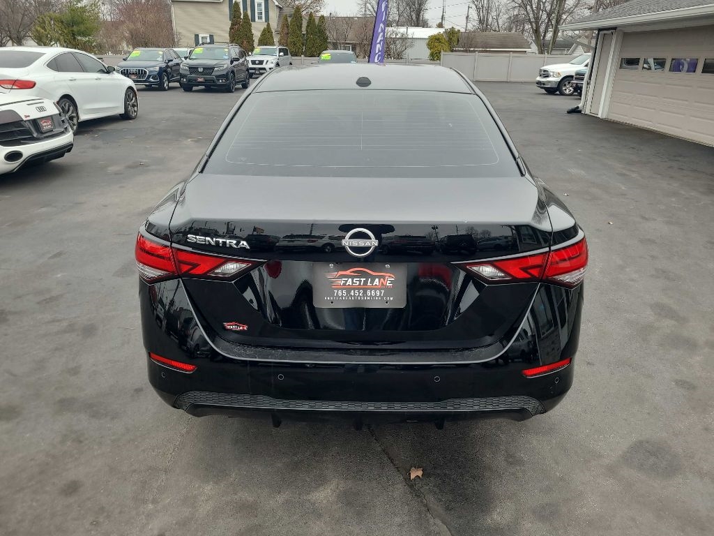 Nissan Sentra SV CVT 2025