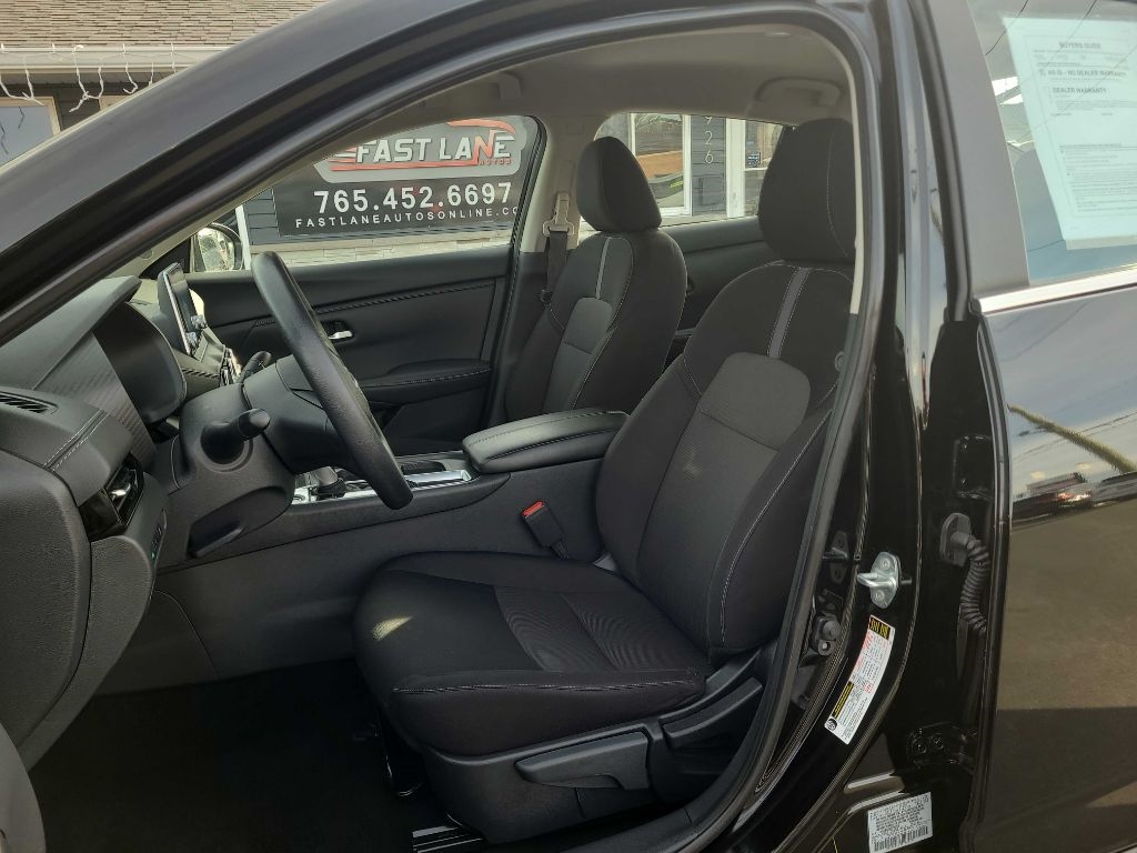 Nissan Sentra SV CVT 2025