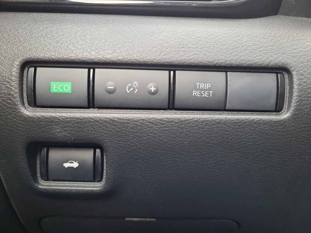 Nissan Sentra SV CVT 2025