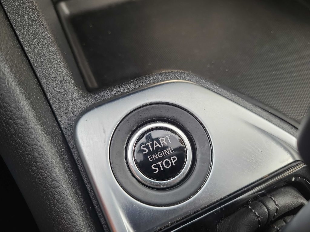 Nissan Sentra SV CVT 2025