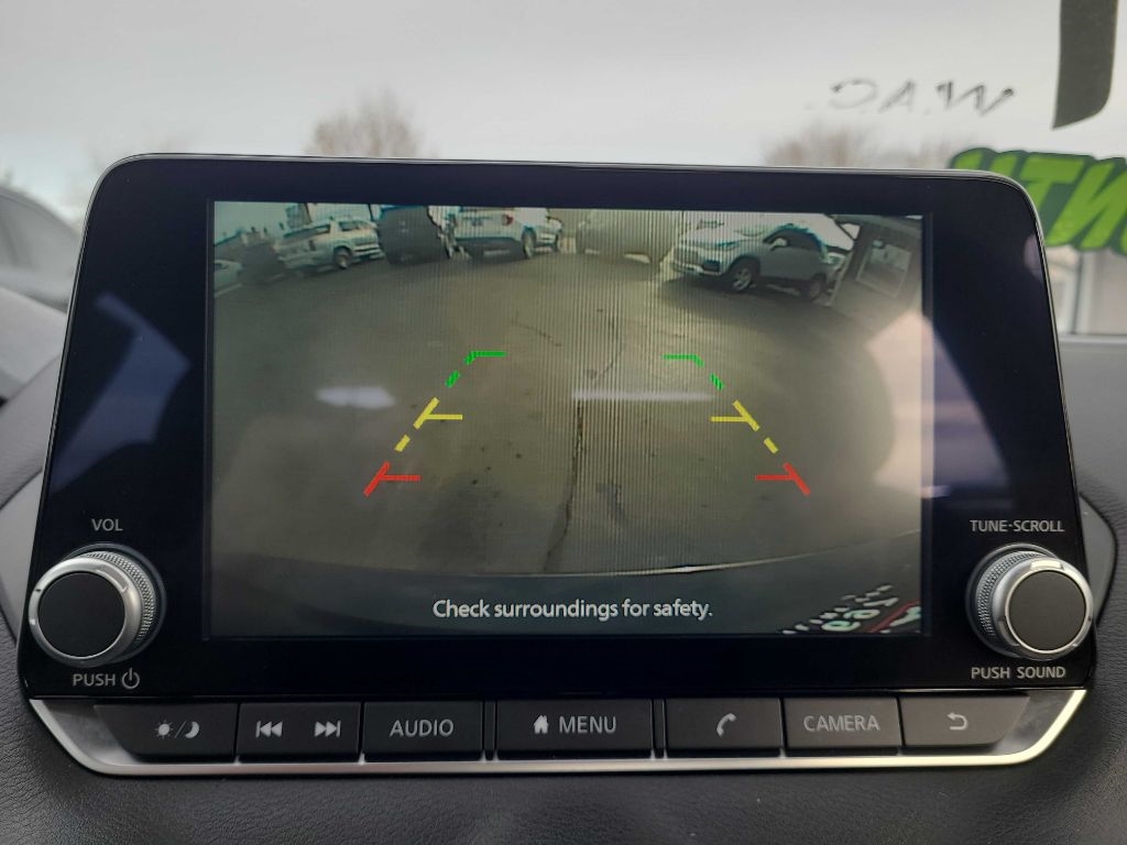 Nissan Sentra SV CVT 2025