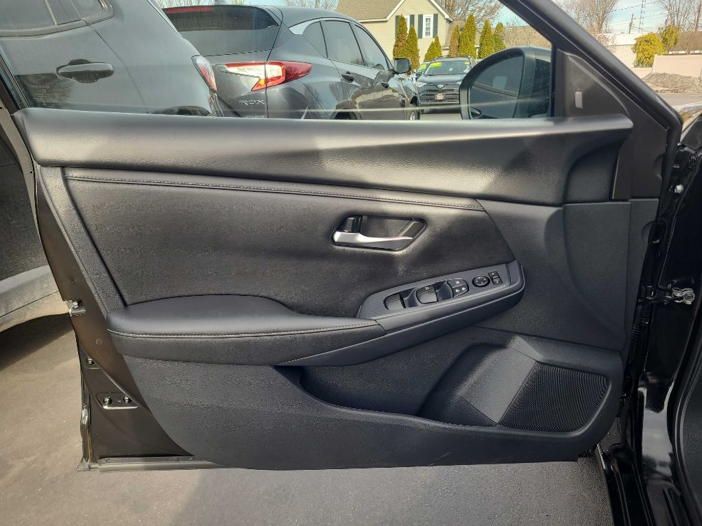 Nissan Sentra SV CVT 2025