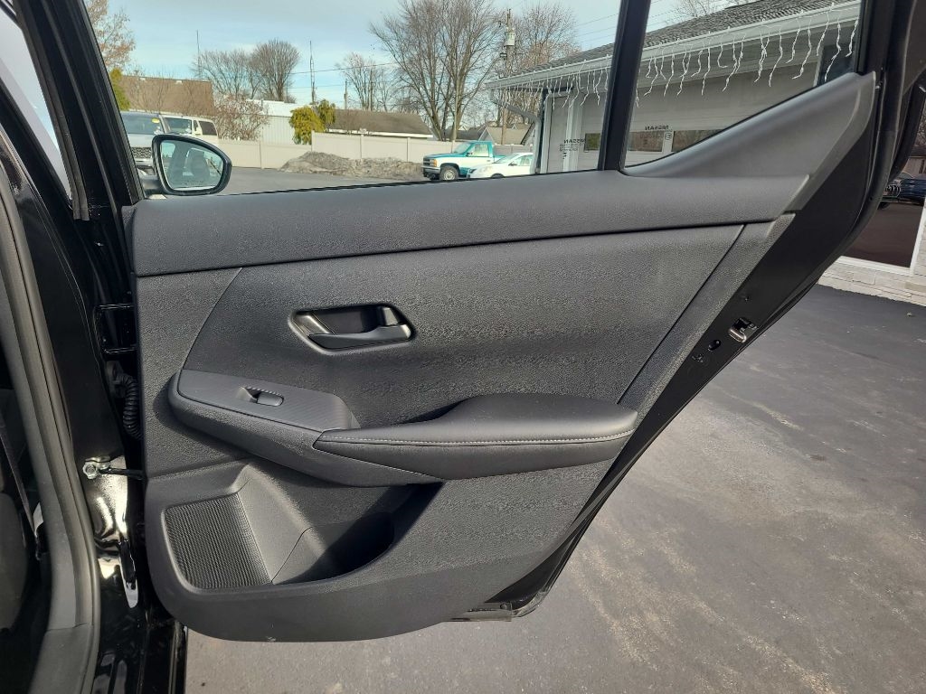 Nissan Sentra SV CVT 2025