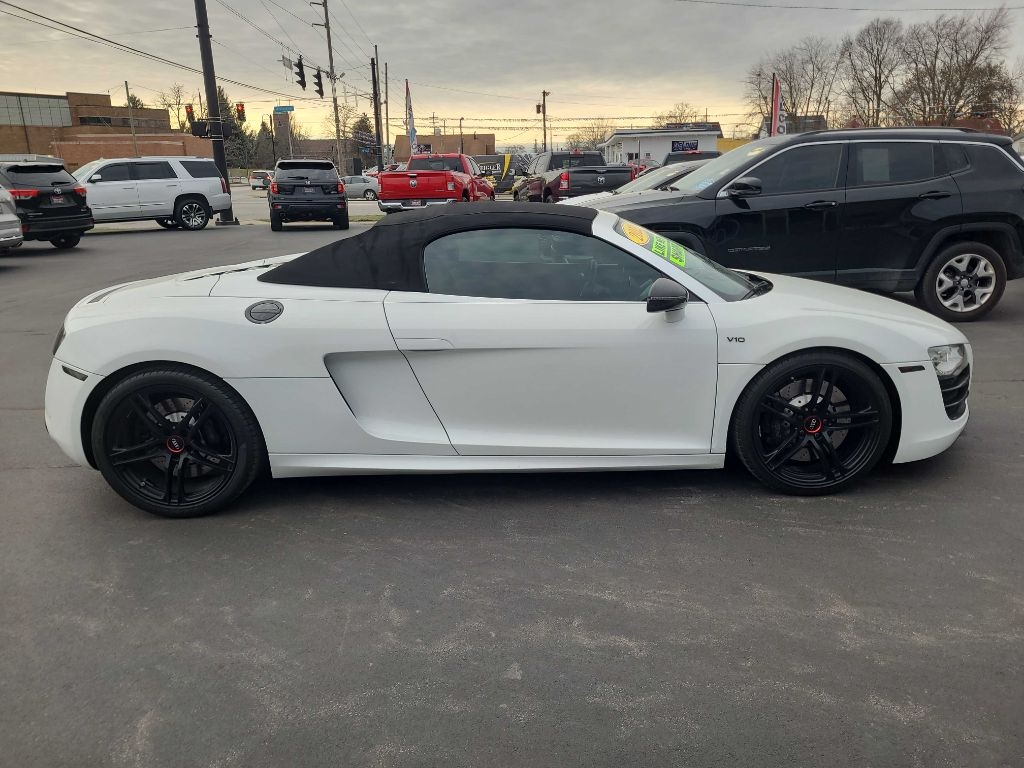 Audi R8 2dr Conv Auto quattro Spyder 5.2L 2012
