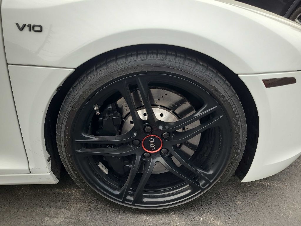 Audi R8 2dr Conv Auto quattro Spyder 5.2L 2012