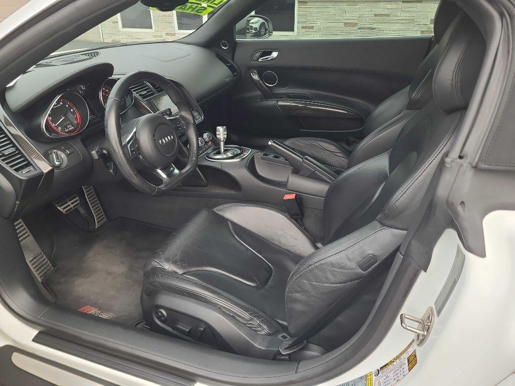 Audi R8 2dr Conv Auto quattro Spyder 5.2L 2012