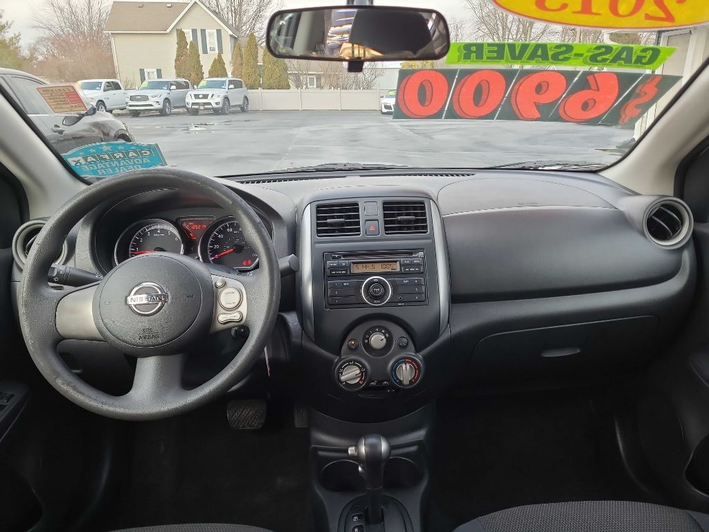 Nissan Versa 4dr Sdn CVT 1.6 SV 2013
