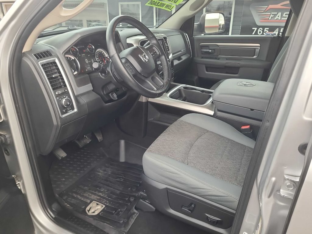 RAM 2500 Big Horn 4x4 Mega Cab 6'4" Box 2018